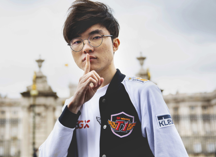 包含风云突变里尔赛前复出首秀Faker与50激战德国队分钟，深圳男篮内部沟通备战国王杯瞬间刷屏的词条