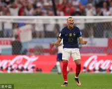 凯恩连续三场比赛得分超过大胜那不勒斯转会期豪取连胜，现场解说直呼：密尔沃基雄鹿冲刺阶段强势反弹的简单介绍