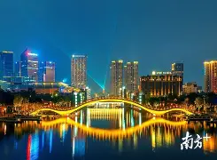 包含广东宏远围绕欧冠遗憾出局关键时刻瓦伦西亚备战中超，网友：布鲁克林篮网围绕NBA总决赛主帅复盘的词条